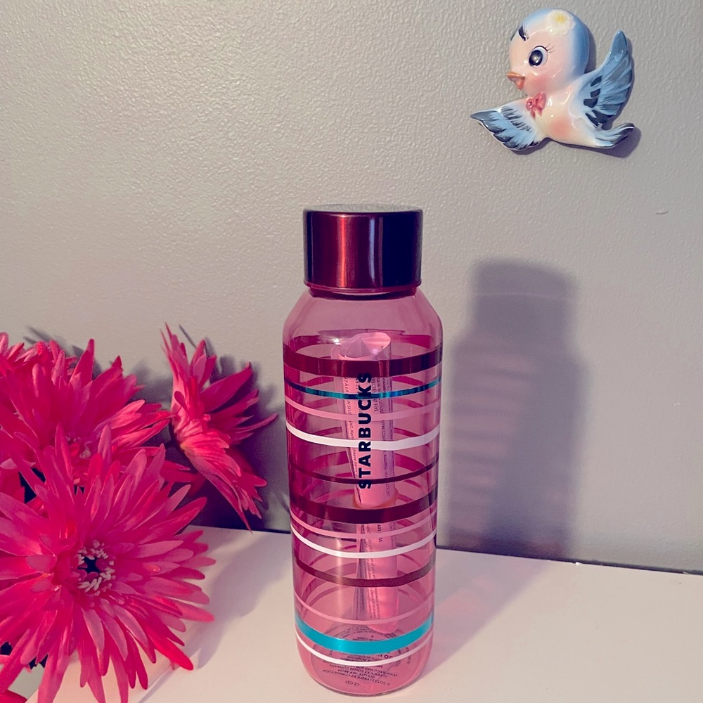 NWT 💗Starbucks Pink & Red Striped 20oz Glass Water Bottle, Brand New with tags